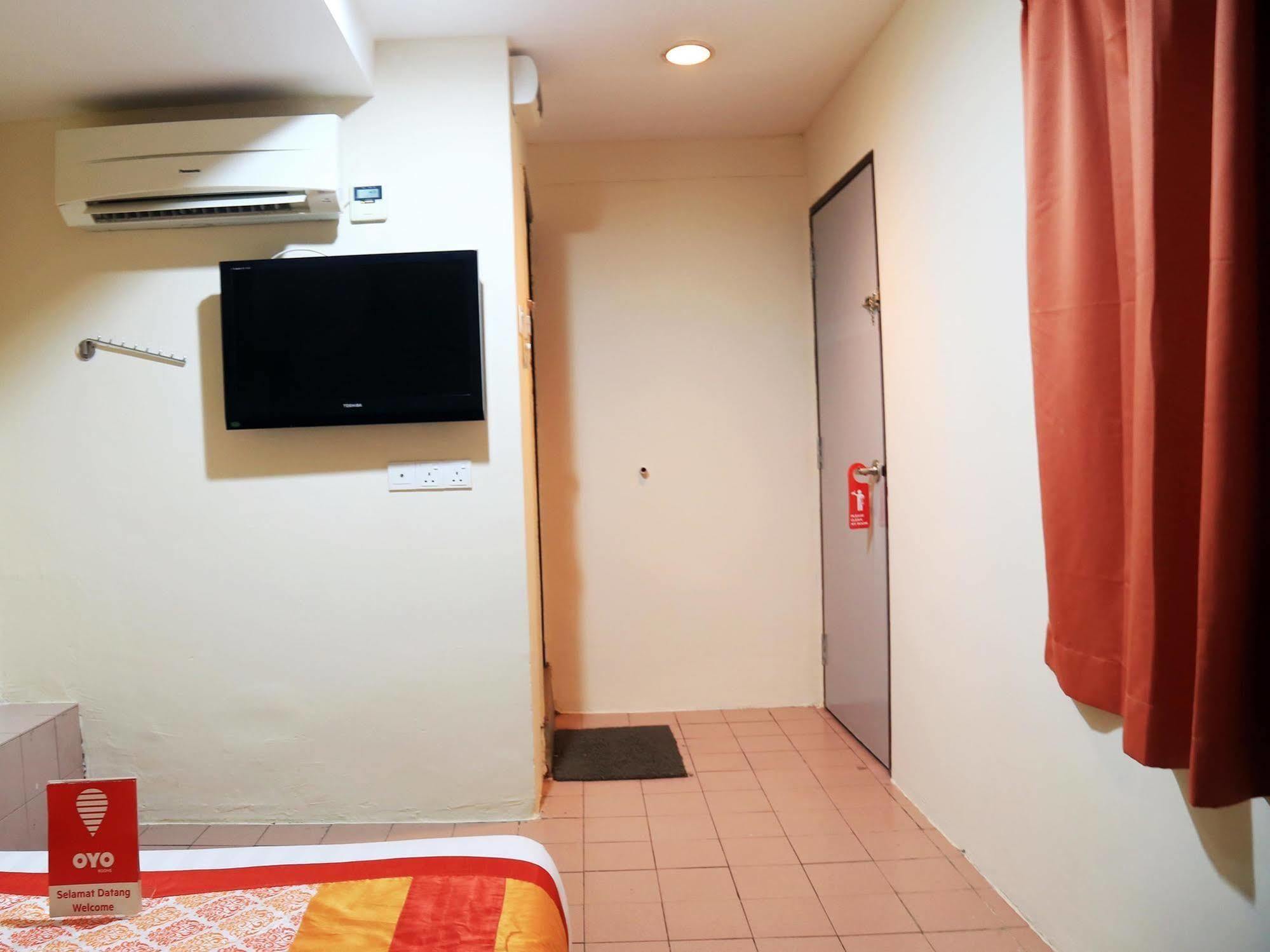 Hotel Surya Palace クアラルンプール エクステリア 写真